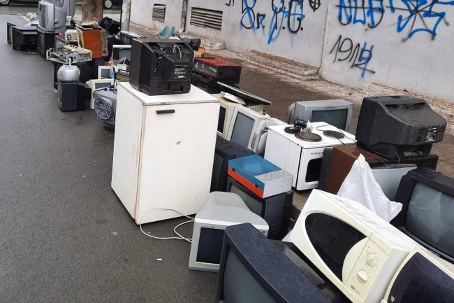 КЗК откри различни екотакси за електронните отпадъци, ще проучва по-детайлно за картел КЗК откри различни екотакси за електронните отпадъци, ще проучва по-детайлно за картел