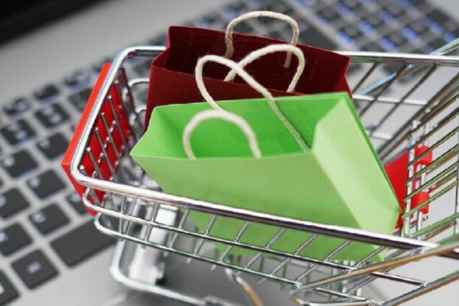 Трансграничната електронна търговия в района на ЦИЕ