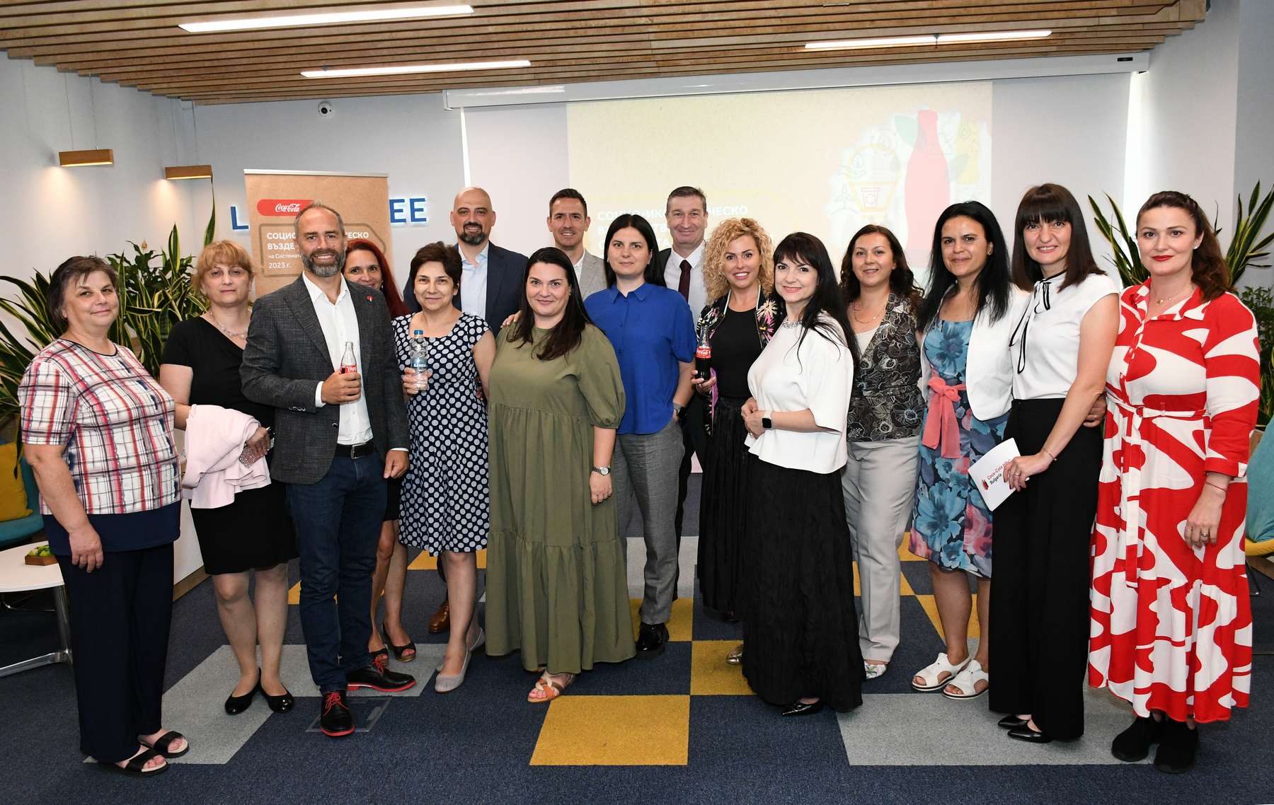 Икономическото въздействие на Системата на Кока-Кола в България за 2023 г. се изразява в добавена стойност от близо един милиард лева Икономическото въздействие на Системата на Кока-Кола в България за 2023 г. се изразява в добавена стойност от близо един милиард лева