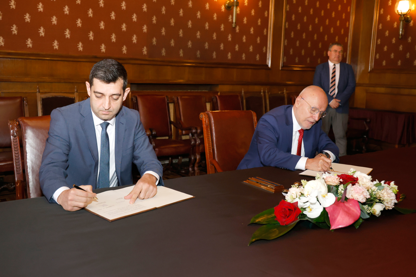 БНБ и Сдружението за модерна търговия подписаха меморандум