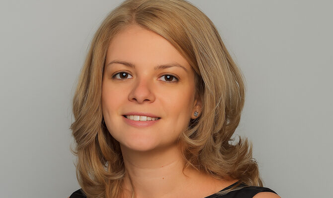 Габриела Попова е избрана за член на УС на Габриела Попова е избрана за член на УС на