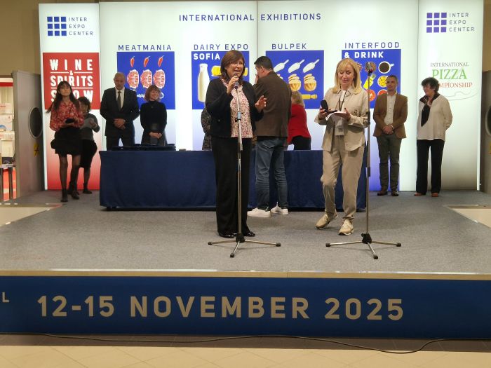 Асоциацията на месопреработвателите в България (АМБ) раздаде годишните си награди Асоциацията на месопреработвателите в България (АМБ) раздаде годишните си награди