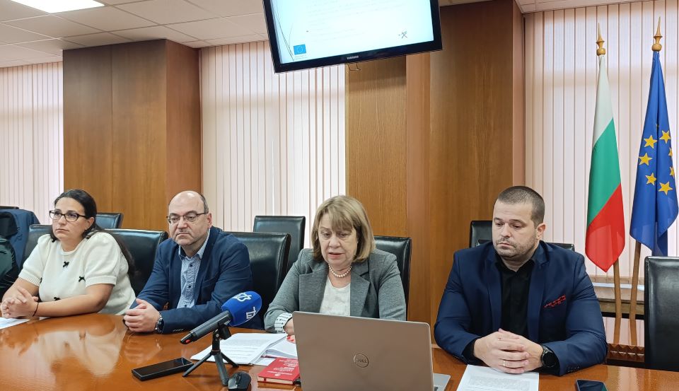 Шумен започва изпълнението на проект за интелигентна градска среда на стойност над 6.5 млн. лв. Шумен започва изпълнението на проект за интелигентна градска среда на стойност над 6.5 млн. лв.