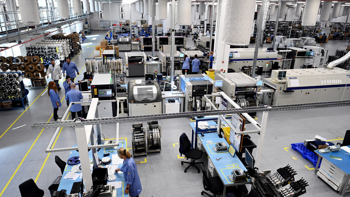 Бизнесът в навечерието на нов бюджет: Досега нямахме работна ръка, сега ни е проблем издръжката ѝ